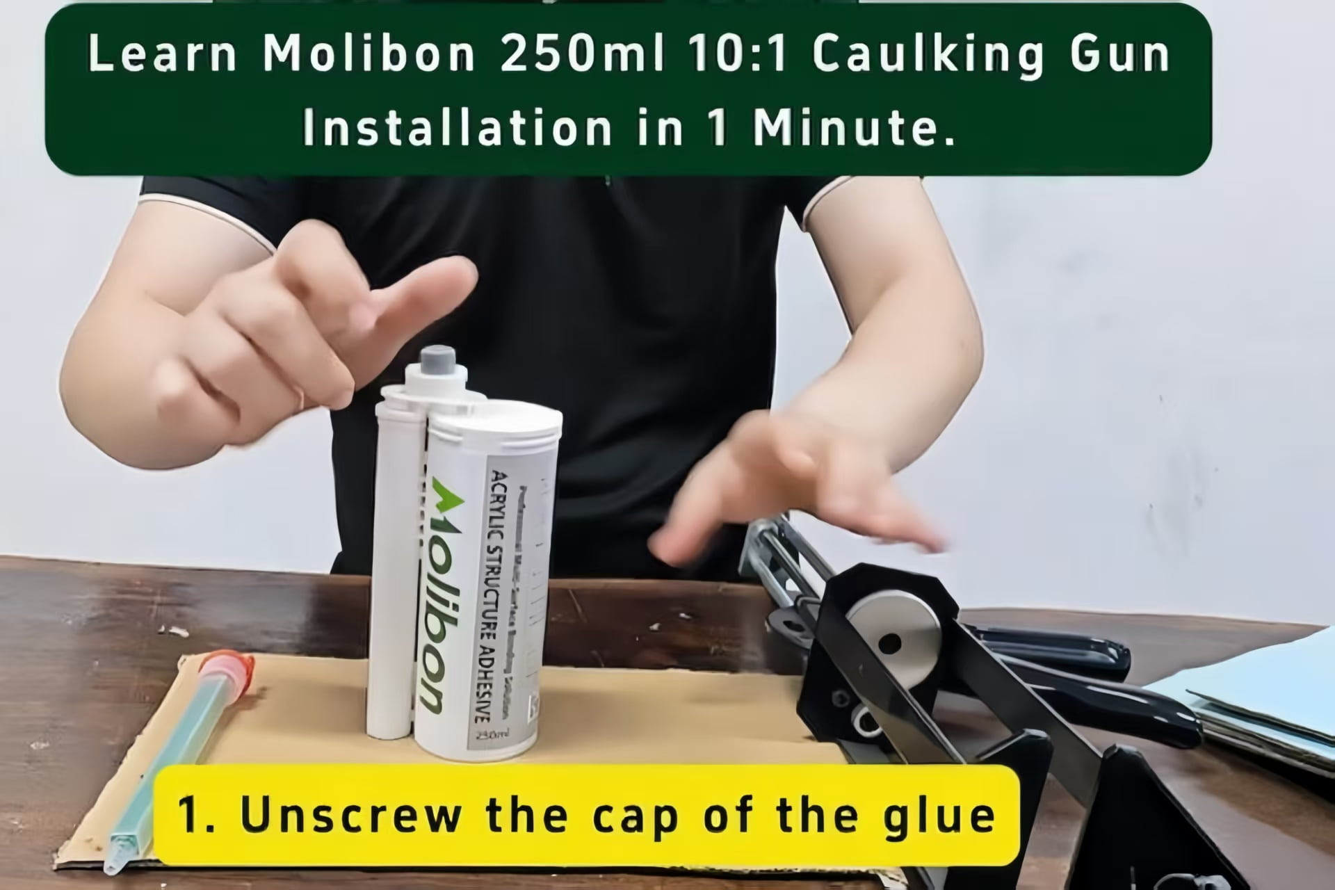 Apprenez l'installation du pistolet à calfeutrer Molibon 250 ml 10:1 en 1 minute